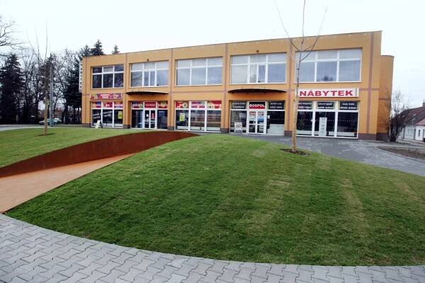 Broďané: Restauraci na Domě kultury by mělo provozovat město