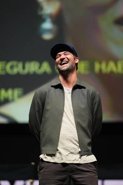 Manuel Garcia-Rulfo at an event for Jurský svět: Znovuzrození (2025)