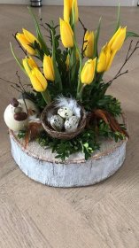 Easter Flower Arrangements, Easter Arrangement, Easter Flowers, Diy Flowers, Spring Garden Decor, Spring Easter Decor, Flower Diy Crafts, Paper Crafts Diy, Deco Floral