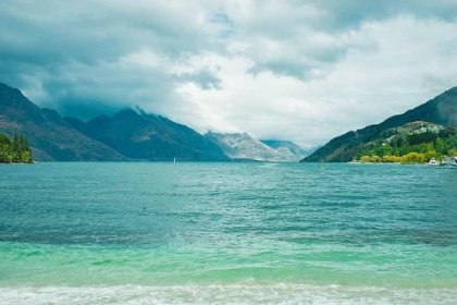 Experience Queenstown, New Zealand with JUCY Snooze