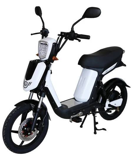 Racceway E-Babeta bílý matný od 22 890 Kč