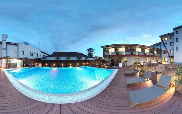 Recenze a hodnocení: Hotel Sun **** (Senec)