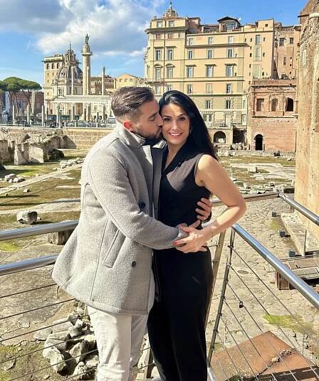 EXCLU - Caterina Murino enceinte : à 47 ans, elle officialise sa première grossesse