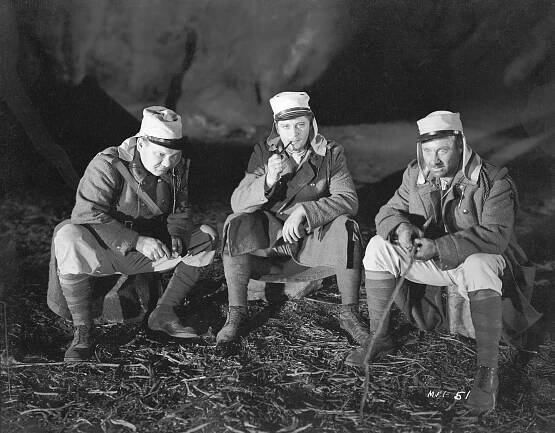 The Legion of Missing Men - Z filmu - Paul Hurst, Ralph Forbes
