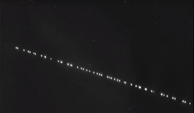 Fotogalerie: Vypuštění satelitů Starlink na oběžné dráze.