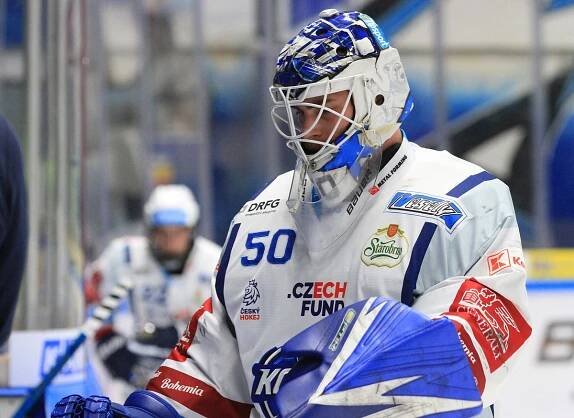 HC Kometa Brno » Reportáž ze zápasu: Kometa - Mountfield HK 2:1 » Kometa po bojovném výkonu vydřela tři body. Gólovou premiéru