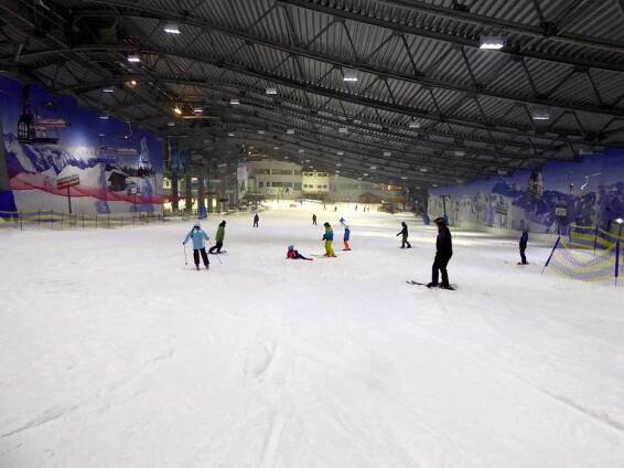 Alpenpark Neuss ski hall