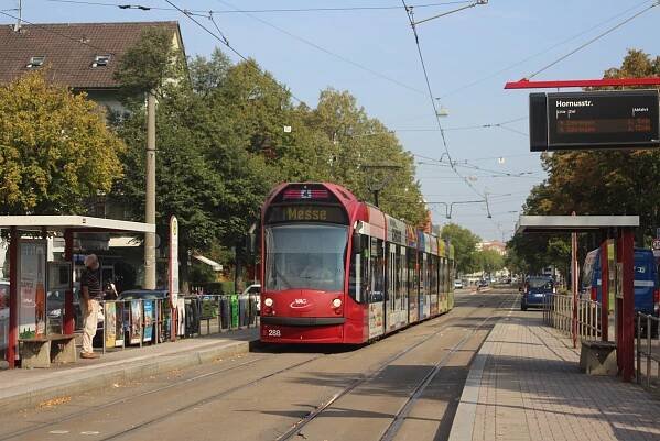 Freiburg – Straßenbahnen und Busse in Krefeld