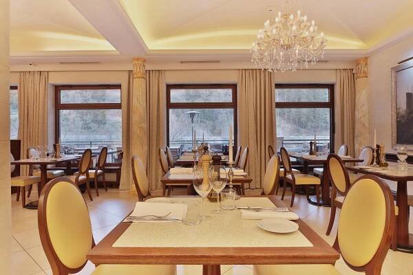 Official Website Restaurace a bar Elements Karlovy Vary by Axxos Hotels