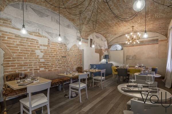 VOLLI RESTAURANT - Egodomus