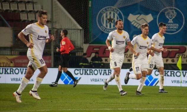 Atlético Madrid, Evropská liga nebo zlínské jaro aneb Příběh Fastavu Zlín ve 21. století