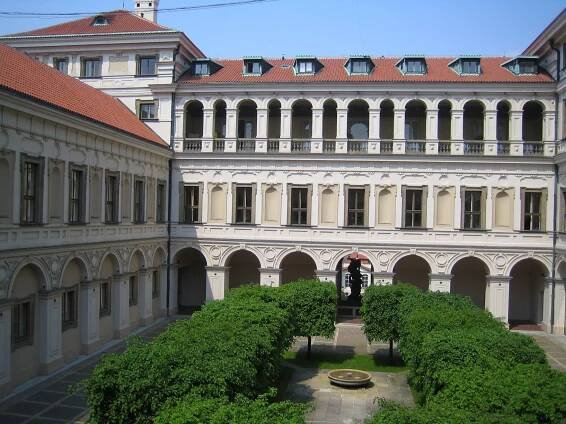 Fotografie - Praha Černínský palác Ministerstvo zahraničí - 08.05.2006