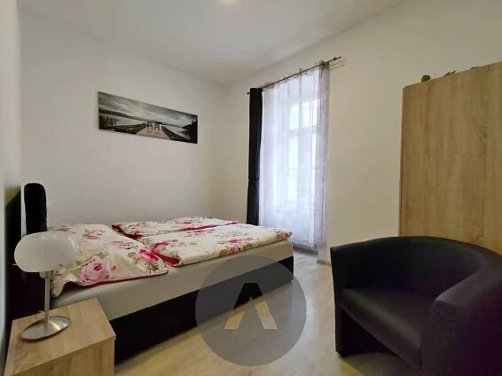 Prodej Byt 3+1, Mikulášské náměstí, Znojmo