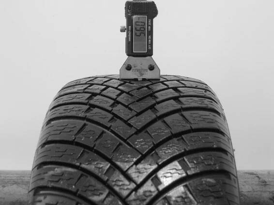 Použité-Pneu-Bazar - 195/60 R15 CONTINENTAL WINTERCONTACT TS770 -kusovka-rezerva 3mm