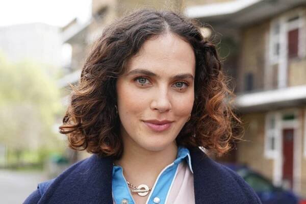 37 Facts About Jessica Brown Findlay