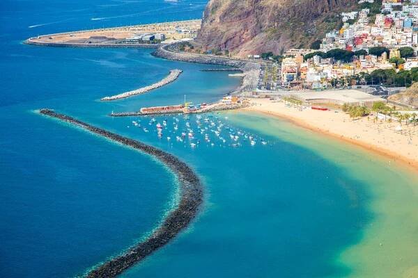 Tenerife na týden, letenky a ubytování na pláži od 5 057 Kč