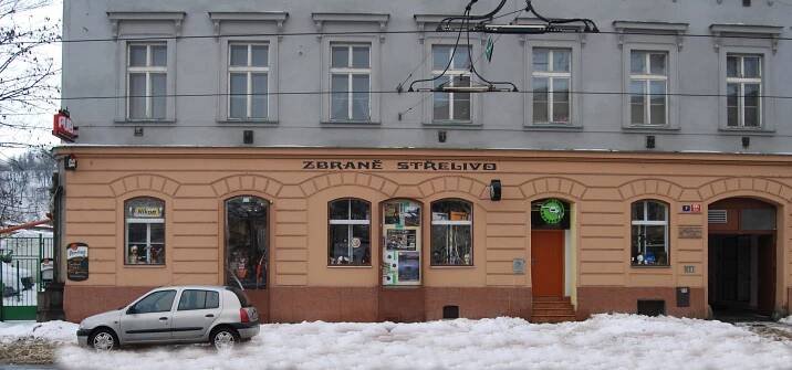 Zbraně střelivo Brymová
