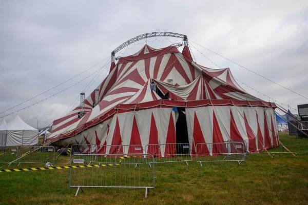 Hudební festivaly, zejména ty obří, čelí v éře klimatické změny novým výzvám — ČT art — Česká televize