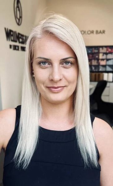 Petra Nováková - Assistant Stylist
