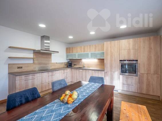 Prodej - dům/vila, 300 m²