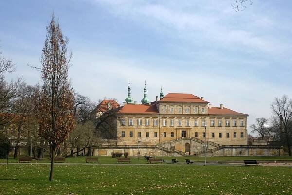 Zámek Duchcov - otevírací doba, akce, ubytování, prohlídky, vstupné, foto, počasí