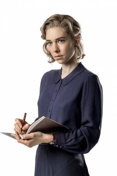 Vanessa Kirby - Pan Jones - Promo