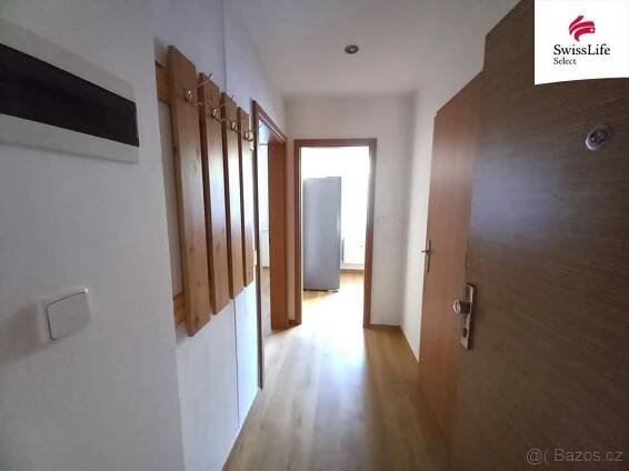 Pronájem bytu 1+1 30 m2 Fialková, Trutnov