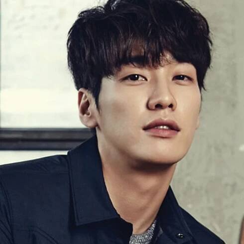 Kim Young Kwang 18