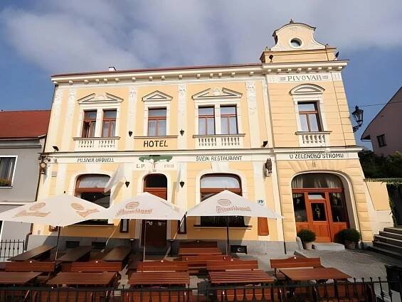 Hotel U Zeleneho stromu - NEJLEPŠÍ CENY ubytování ve městě Nepomuk