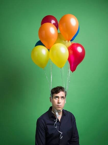 Stephen Mangan