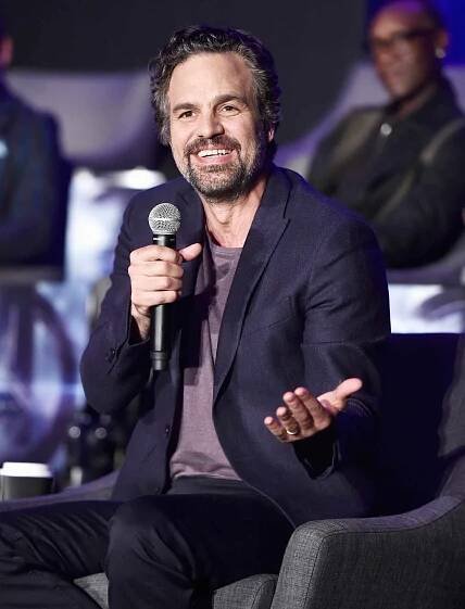 Mark Ruffalo Reveals The Hulk Was Almost Killed Off in Avengers: Infinity War