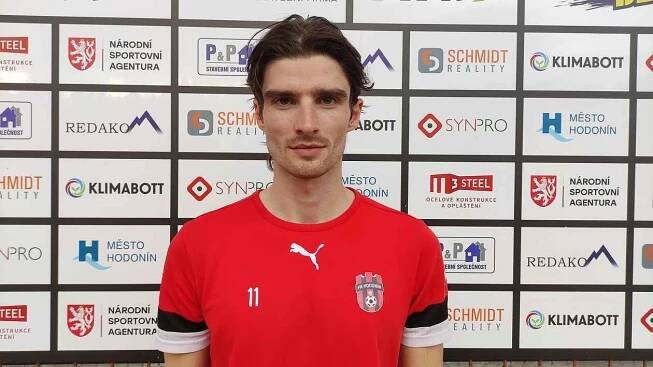 VIDEOROZHOVOR: V Asii dospěl. Fotbalisté jsou tam hračičky, říká Švantner