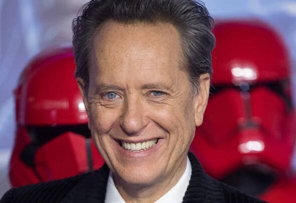 Richard E. Grant Plays Puppet Master in 'Dispatches from Elsewhere'