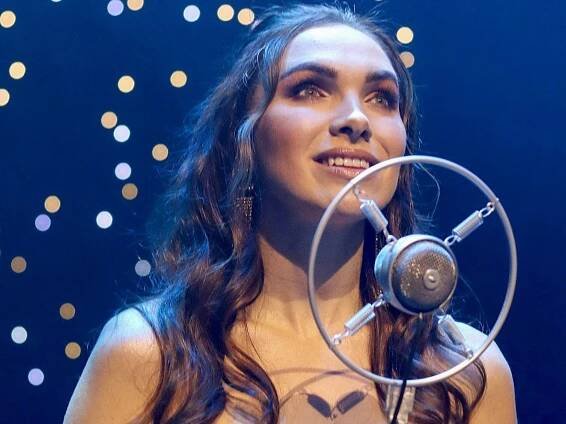 Tipy na víkend 27. a 28. srpna: Stará auta v Dubí, Malá Paříž a Kleopatra
