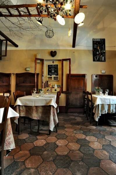 Trattoria La Montanara Bologna: interior design | Marca Corona