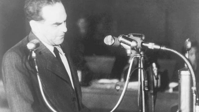 Justiční vražda - Slánský u rudého soudu: „Zasluhuji trest, přijímám!...pak ho popravili