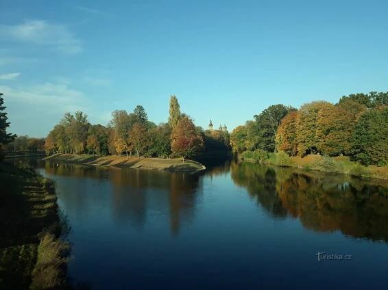 Hradec Králové - soutok Labe... - Řeka