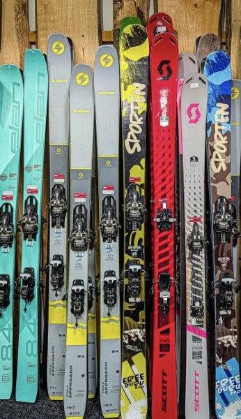 Půjčovna zimního vybavení BRNO - Královo pole| SKI MISHAK | Skimishak.cz
