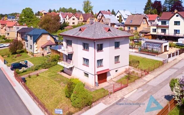Prodej rodinný dům - Polská, Nová Paka, 350 m2