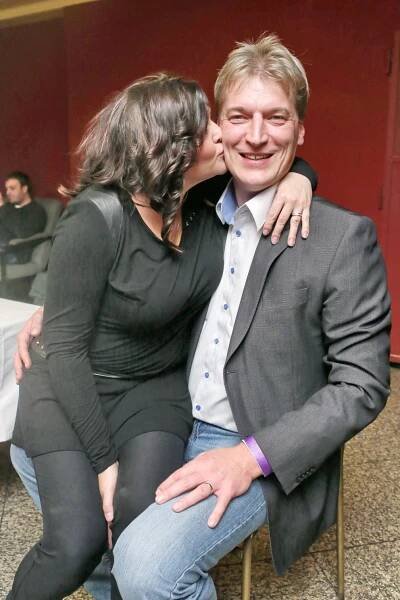 Poprvé od porodu na veřejnosti: Mamina Csáková září štěstím. Všem ukázala faldíky i ňadra dmoucí