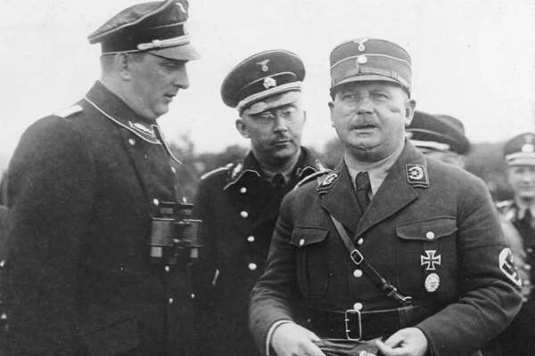 Ernst Röhm, homosexuál, který vstoupil do spolku s ďáblem. Hitler ho popravil