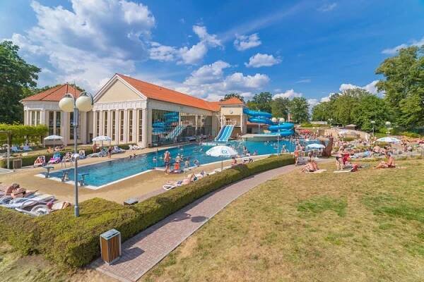 Wellness pobyt VITAL ve Františkových lázních od 1 797 Kč Františkovy Lázně Spa Resort Pawlik - Aquaforum **** • Firmy.cz
