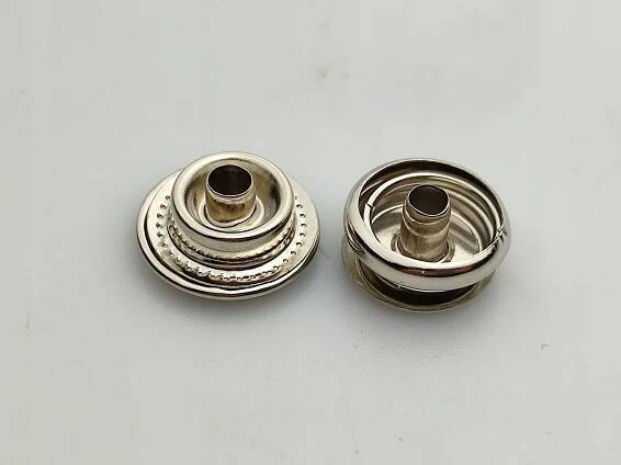 Druky  standard kovové kalotové 15 mm stříbrné 10 kusů Počet kusů 10 ks.