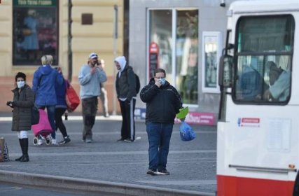 Meziměstské autobusy v Ústeckém kraji vozí kvůli koronaviru cestující zdarma
