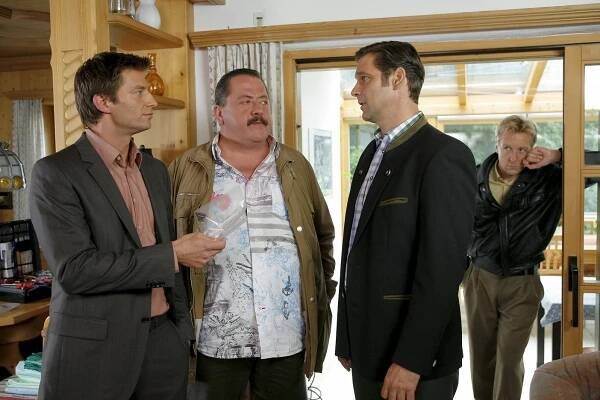Igor Jeftić, Joseph Hannesschläger, Manfred Stücklschwaiger, Max Müller - Poldové z Rosenheimu - Jo unter Verdacht - Z filmu