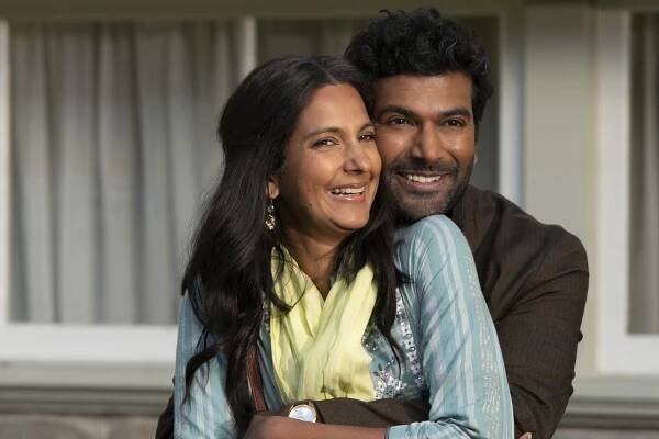 Tenkrát poprvé - …, když jsem se omluvila - Z filmu - Poorna Jagannathan, Sendhil Ramamurthy