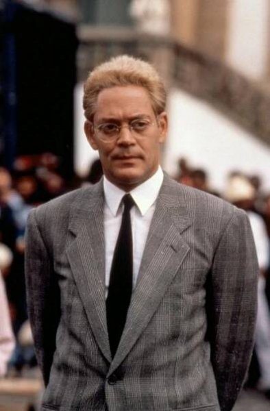 Raul Julia - Mesiac nad Paradorom - Z filmu
