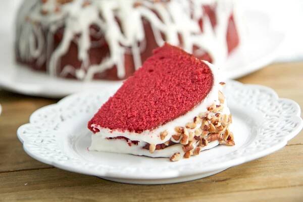 Red Velvet Pound Cake