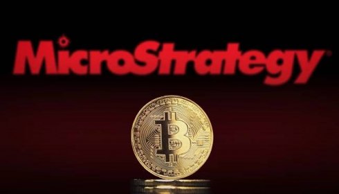 Bitcoin Staggers as MicroStrategy Acquired $6 Million Worth of BTC