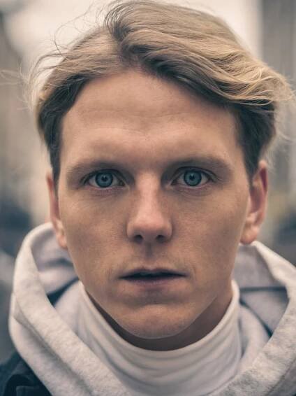 JONAS STRAND GRAVLI